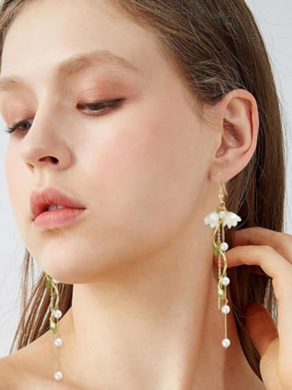 New - Moon and Star Dangle Earrings for Women Chain Tassel with‎ Cubic Zirconia